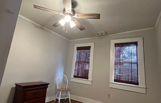 2 beds, 1 bath, $2,250