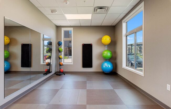 1 bed, 1 bath, 726 sqft, $995, Unit 210