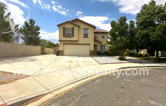 3 Bed 2.5 Bath Victorville Home!!