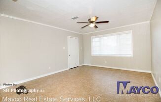 1301 Manor Pl