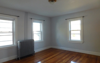 1 bed, 1 bath, 760 sqft, $2,500, Unit 1