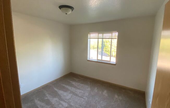 2 beds, 2 baths, 981 sqft, $1,649, Unit 304