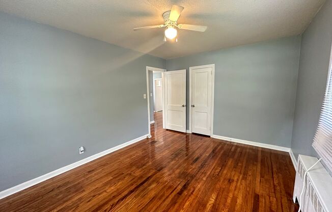 2 beds, 1 bath, $1,050