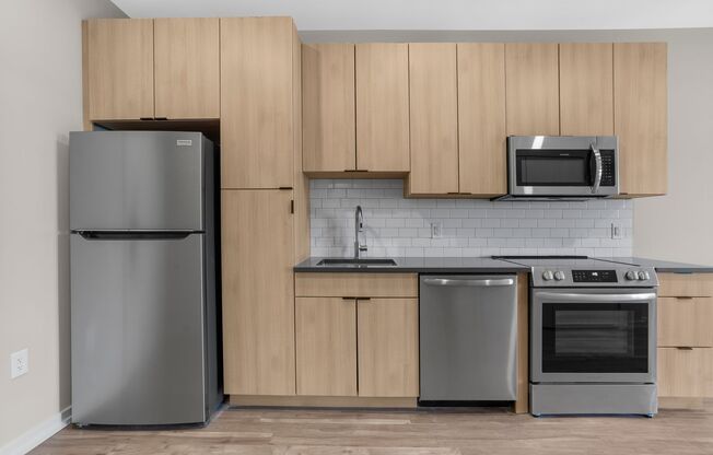 Studio, 1 bath, 548 sqft, $1,760, Unit 513