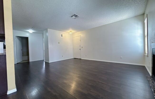 2 beds, 2 baths, $1,250
