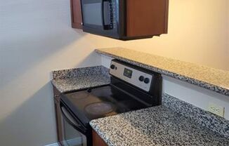 2 beds, 2 baths, $1,300, Unit #2012