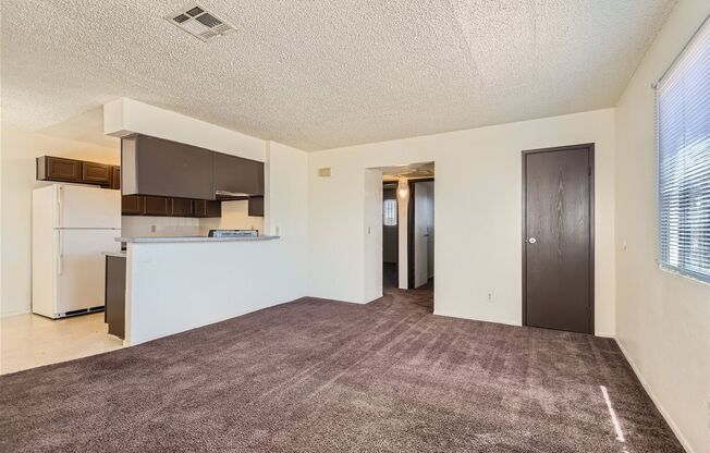 1st level 2 Bedroom 2 Bathroom Condo!