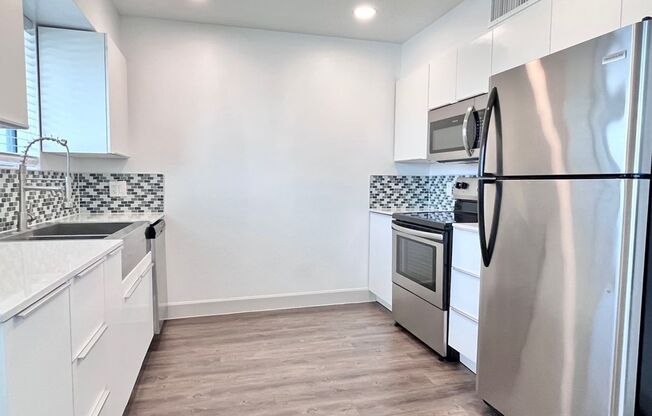 1 bed, 1 bath, 738 sqft, $1,495