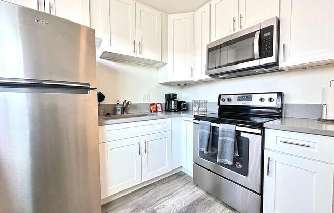 Studio, 1 bath, $2,250, Unit 23