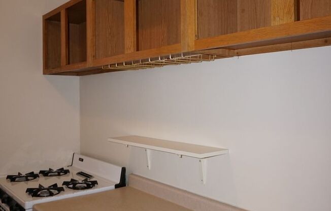 1 bed, 1 bath, 620 sqft, $950, Unit 202
