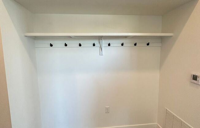 1 bed, 1 bath, 691 sqft, $1,455, Unit 108