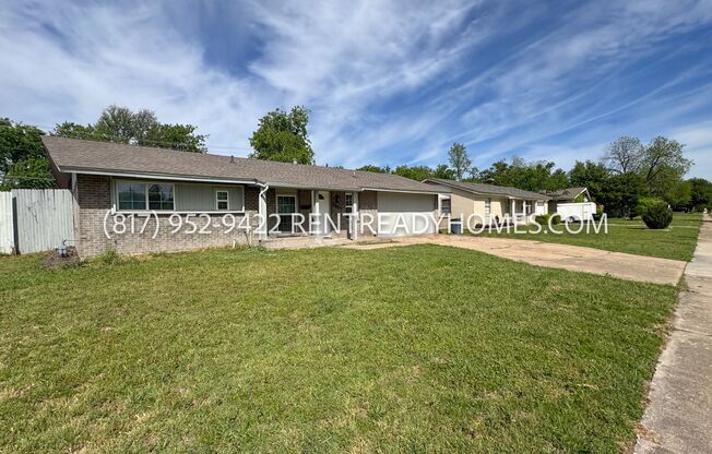 2613 Fairbrook St - Pet Friendly Home for Rent in Irving, TX with Fenced Backyard and Driveway Parking