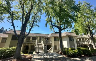 Spacious 2 Bedroom 2 Bathroom Unit in The Villages Community, Senior Community Ages 55+ Only