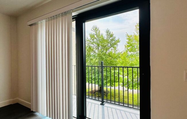 2 beds, 1 bath, 902 sqft, $2,750, Unit 410-315