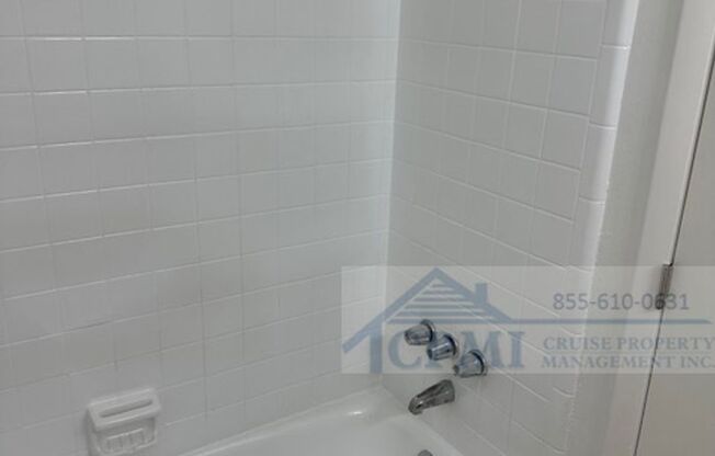 Studio, 1 bath, 400 sqft, $1,425, Unit 115