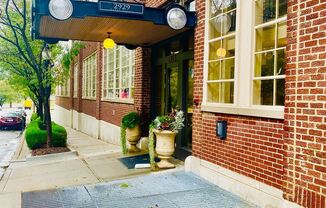 2929 McGee Trfy #202