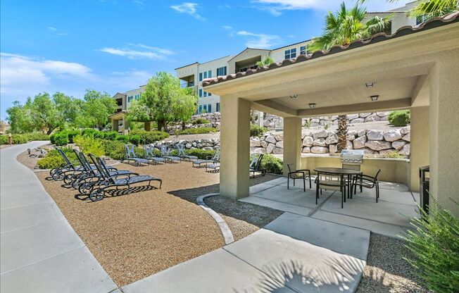 2 beds, 2 baths, $2,100