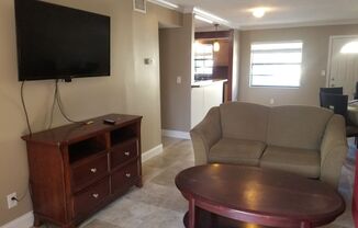 2 beds, 2 baths, $1,350, Unit Unit 104