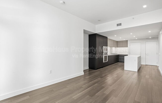 1 bed, 1 bath, 848 sqft, $3,850, Unit 411