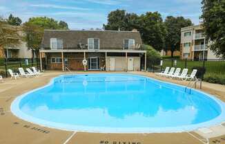 Indian Hills Apartment swimming pool