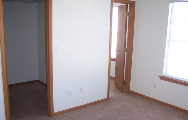 2 beds, 2.5 baths, 1,110 sqft, $1,345, Unit 1303