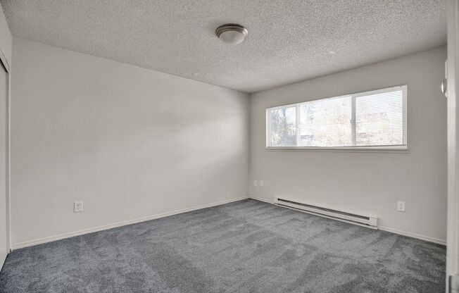 1 bed, 1 bath, 711 sqft, $1,135, Unit 332-25