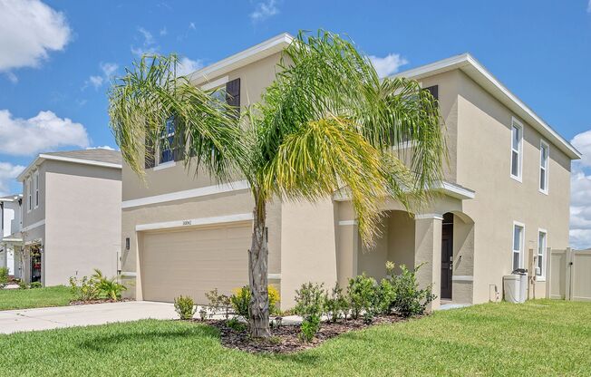 Welcome to this charming home nestled in the heart of Wesley Chapel, Florida