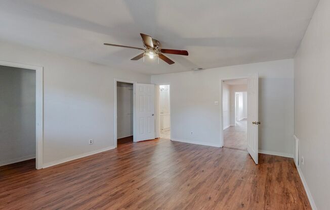 3 beds, 1 bath, $1,395