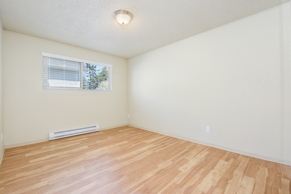 2 beds, 1 bath, 850 sqft, $2,025, Unit 208