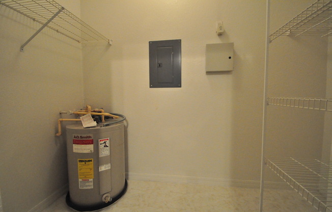 RIVERVIEW: Allegro Palms - 1 bed/1 bath, 3rd Floor AVAILABLE NOVEMBER 16th!