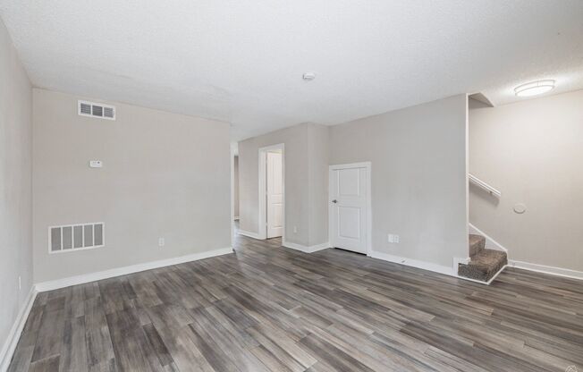 2 beds, 2.5 baths, 1,218 sqft, $1,395, Unit 2-22F