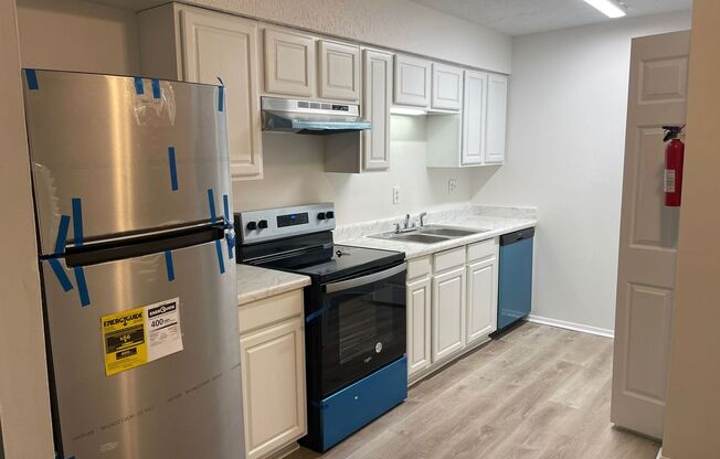 Modern 2-Bed, 1-Bath Oasis with Central Air and Gourmet Kitchen