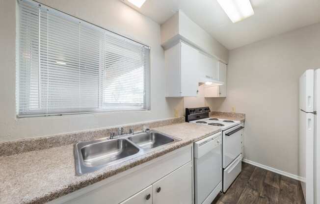La Costa: Kitchen, at Westdale Hills, TX