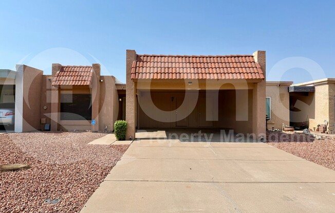 744 W OXFORD DR