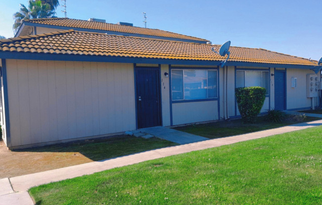 2 beds, 1 bath, 730 sqft, $1,300, Unit 114