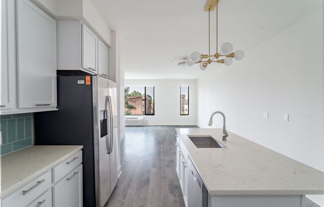 2 beds, 2 baths, 1,360 sqft, $4,200, Unit MIL-5B