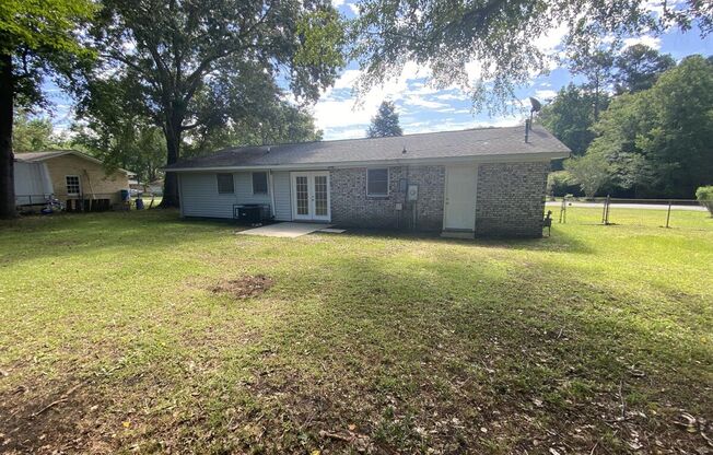 107 GREENHURST AVE