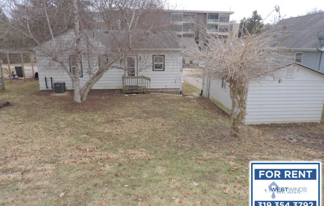 2 beds, 1 bath, $1,400