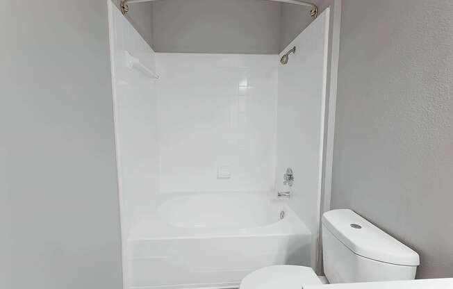 2 beds, 2 baths, 1,118 sqft, $1,486