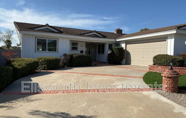 5644 REGIS AVE