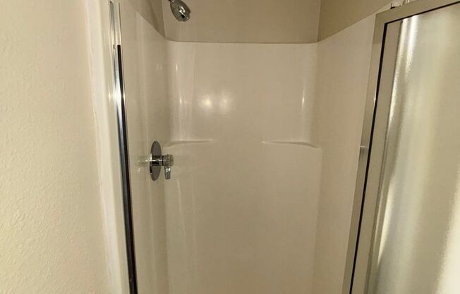 2 beds, 2 baths, 1,075 sqft, $1,575, Unit 307