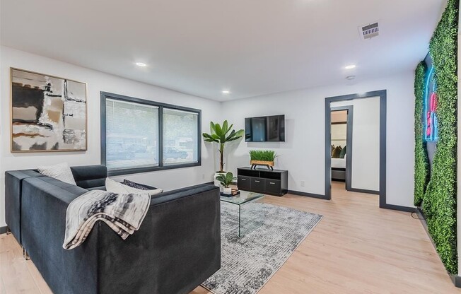 2364 SAN MARCUS AVE