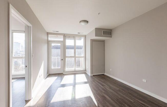 2 beds, 2 baths, 869 sqft, $3,950, Unit 1552-201