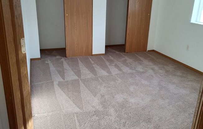 2 beds, 1 bath, 856 sqft, $1,259, Unit PL   7507