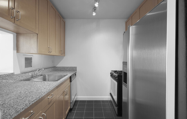 1 bed, 1 bath, $4,400, Unit 29D
