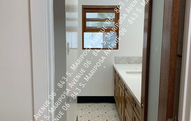 843 S. Mariposa Ave.