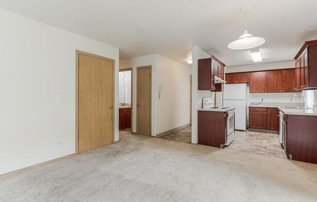 3 beds, 2 baths, 1,018 sqft, $1,995, Unit 10