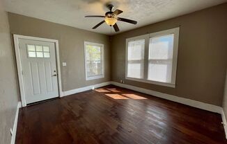 3 beds, 1 bath, $1,025