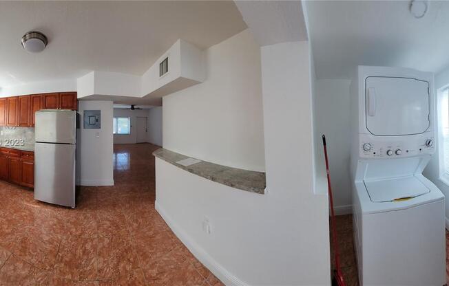 110 NE 56 ST