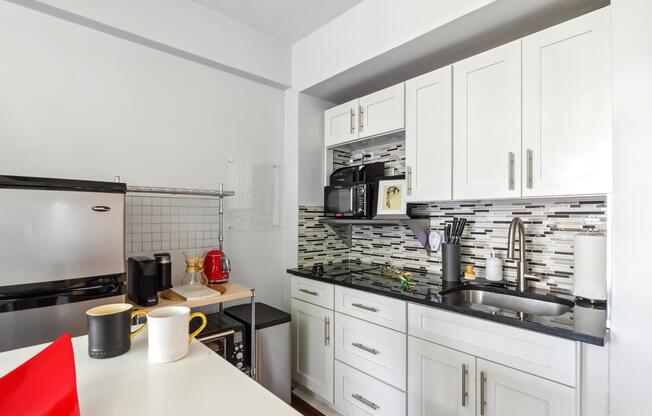 Studio, 1 bath, $2,995, Unit 1002